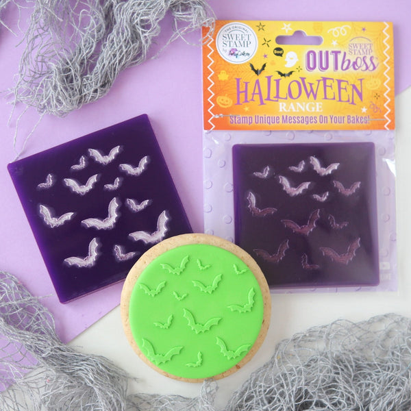 OUTboss Halloween- Flying Bats