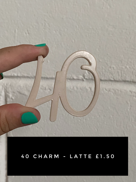 40 charm - latte